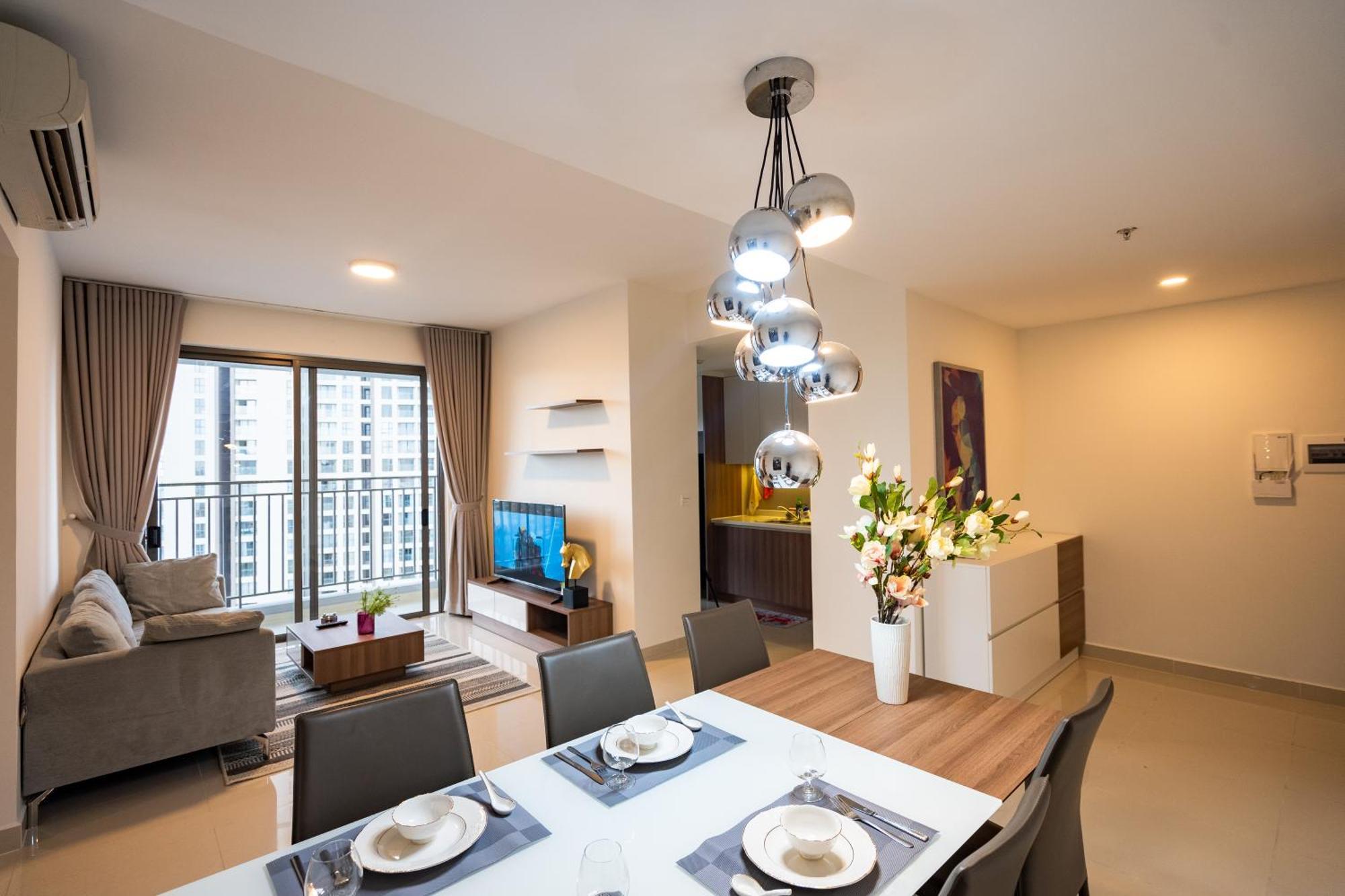 Central Business District Rivergate Apartment - Free Pickup & Pool Хошимин Екстериор снимка