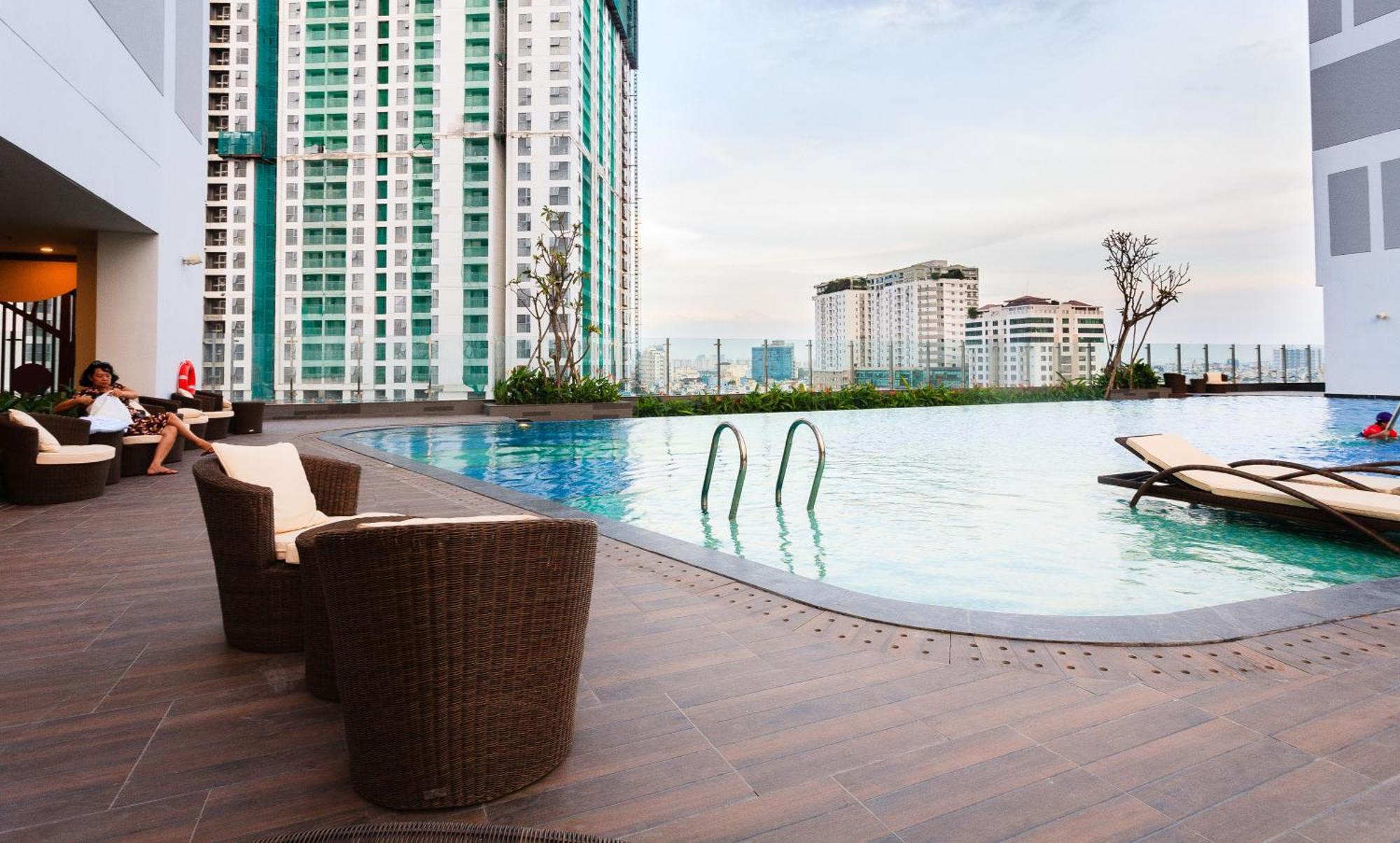 Central Business District Rivergate Apartment - Free Pickup & Pool Хошимин Екстериор снимка