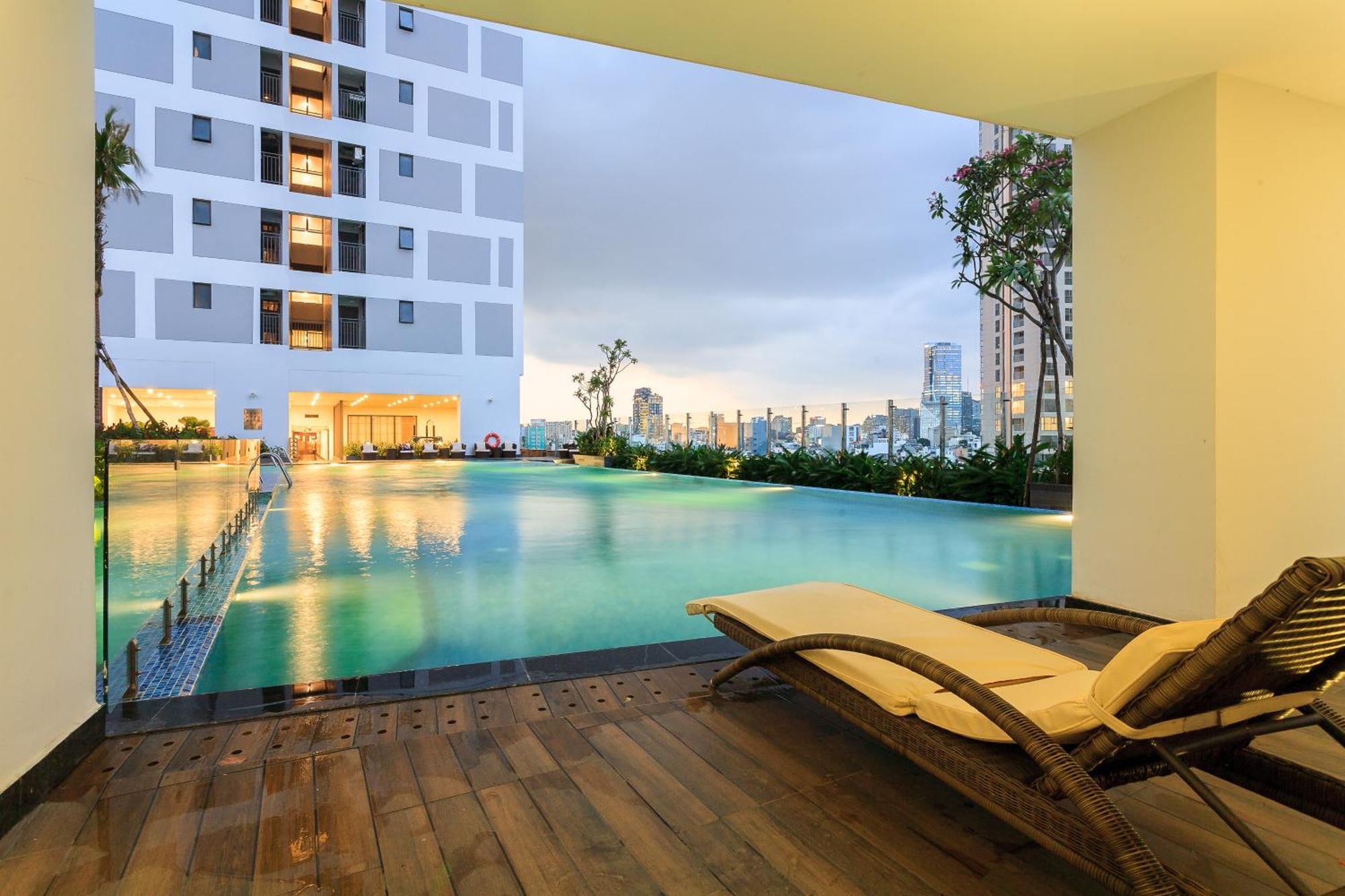 Central Business District Rivergate Apartment - Free Pickup & Pool Хошимин Екстериор снимка