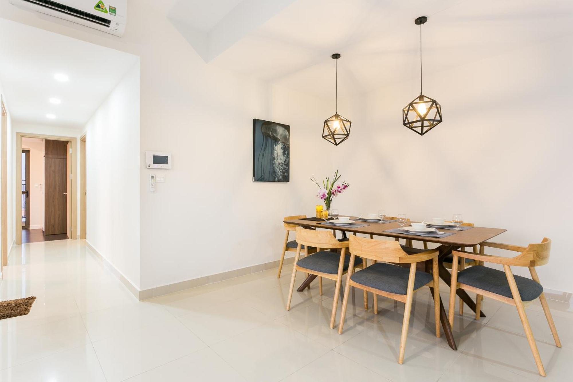 Central Business District Rivergate Apartment - Free Pickup & Pool Хошимин Екстериор снимка