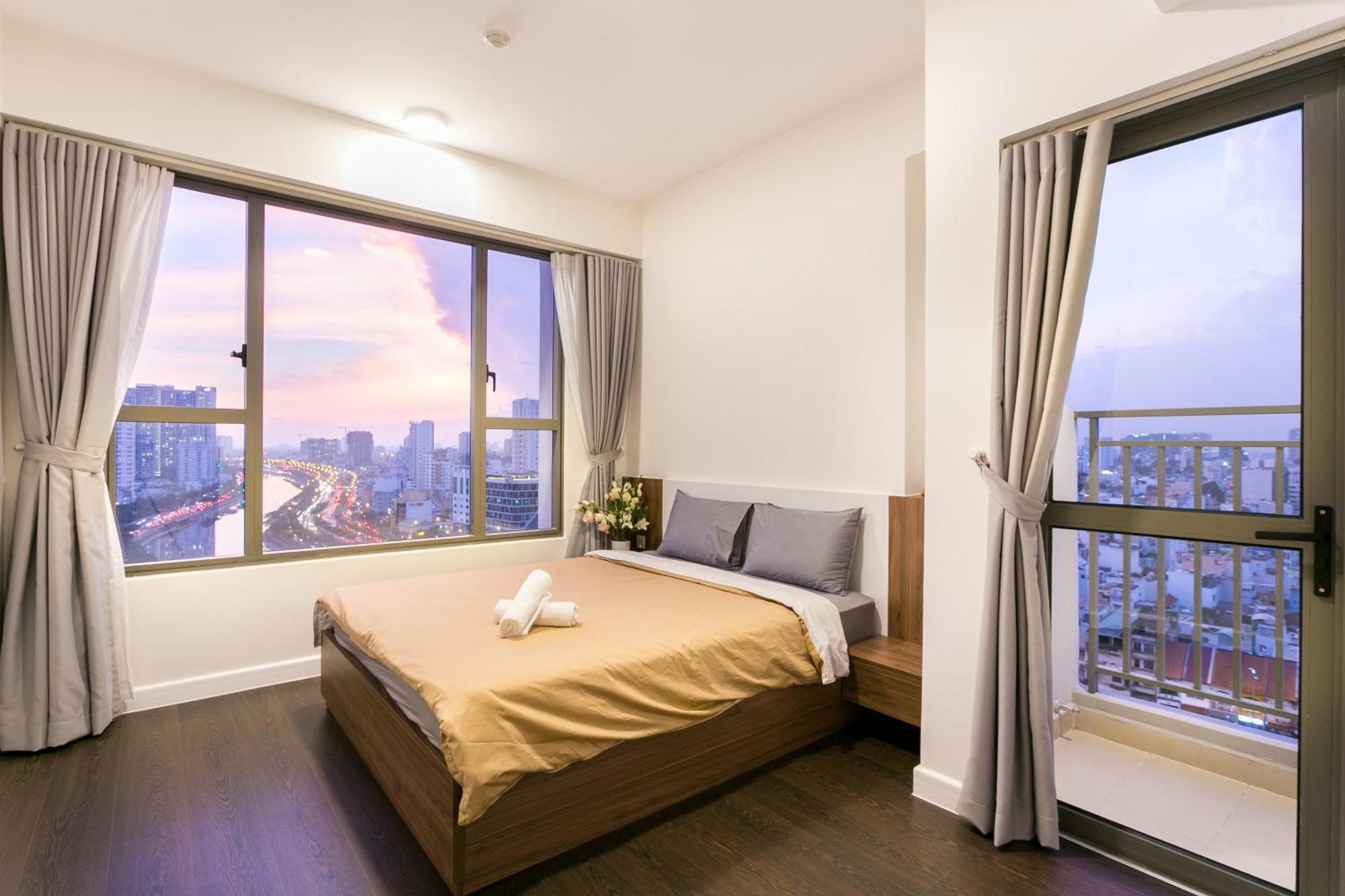 Central Business District Rivergate Apartment - Free Pickup & Pool Хошимин Екстериор снимка
