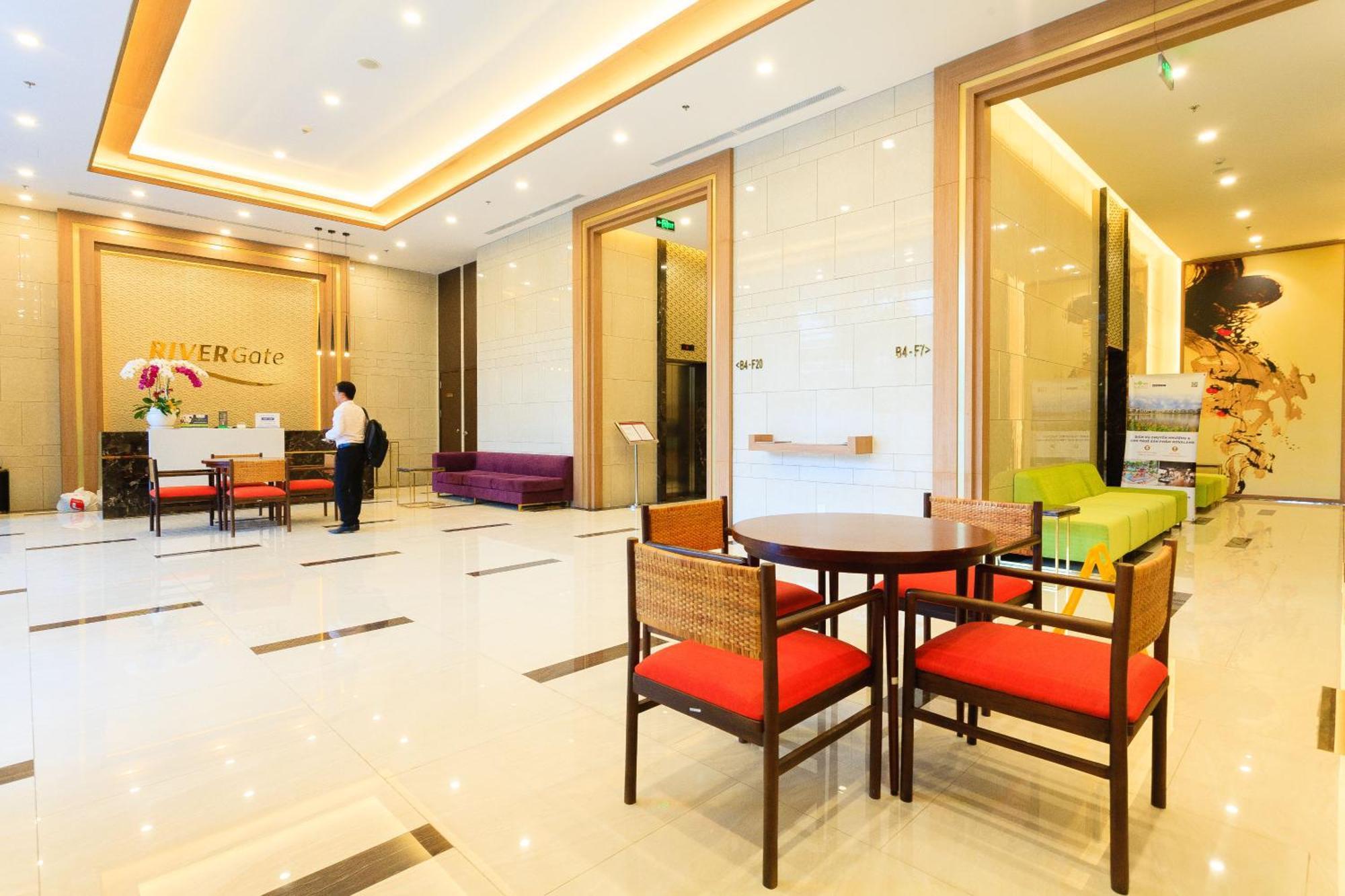 Central Business District Rivergate Apartment - Free Pickup & Pool Хошимин Екстериор снимка