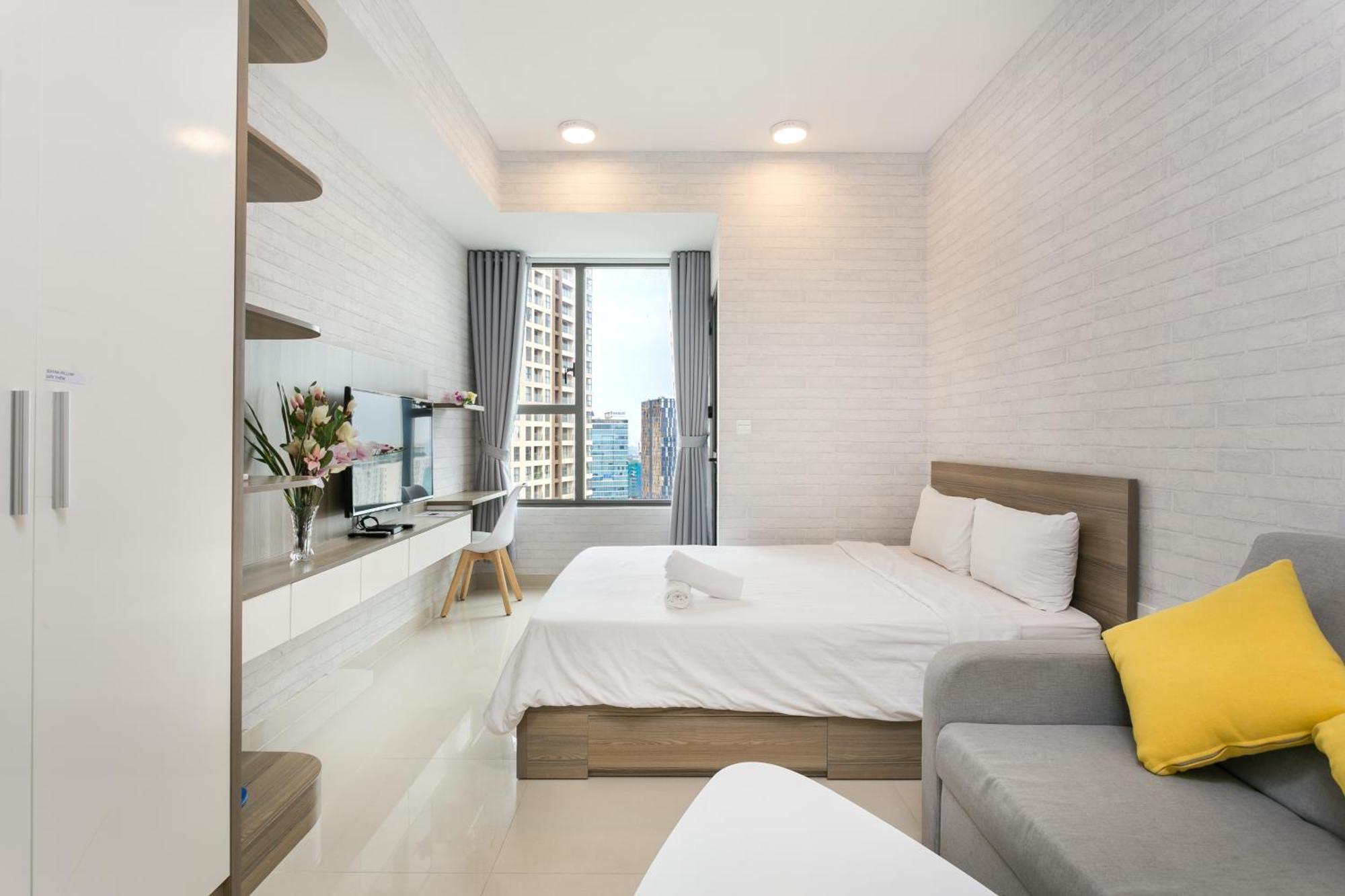Central Business District Rivergate Apartment - Free Pickup & Pool Хошимин Екстериор снимка