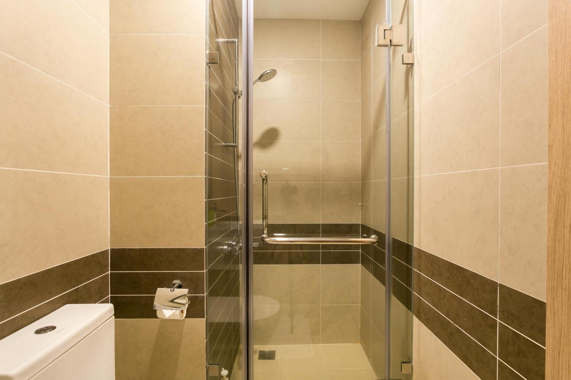 Central Business District Rivergate Apartment - Free Pickup & Pool Хошимин Екстериор снимка